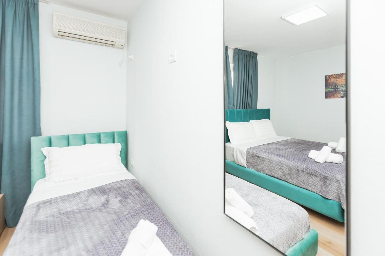 New Apartment At New Bazaar - Tirana City Center Екстер'єр фото